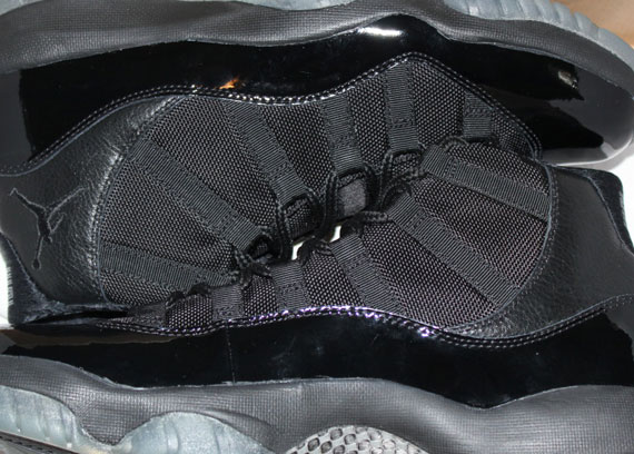 Blackout Air Jordan Xi