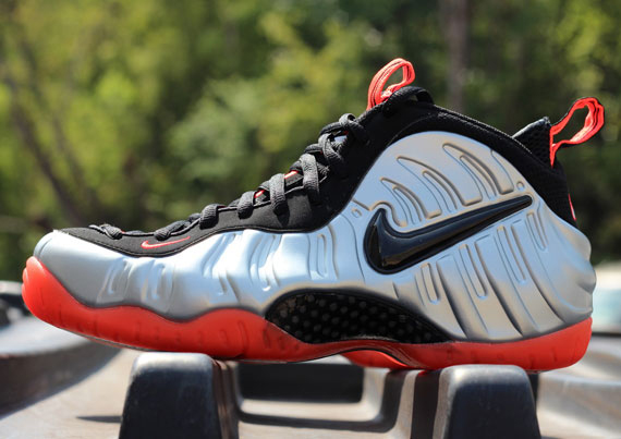 Bright Crimson Foams 0