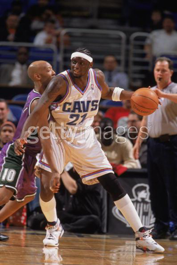 Darius Miles Wears Air Jordan Viii Pe