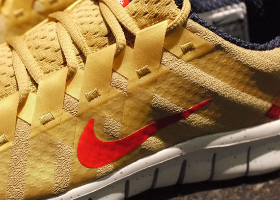 "Gold Medal" Nike Free Powerlines+