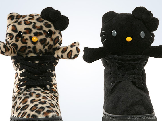 Hello Kitty x UBIQ Mascot Fatima – Leopard + Black