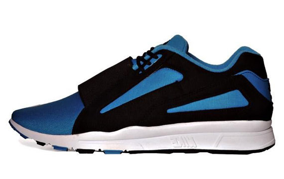 Nike Air Current Black Dynamic Blue 2