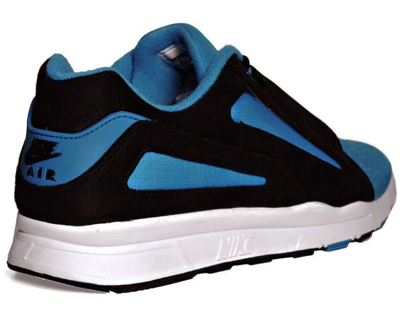 Nike Air Current Black Dynamic Blue 4