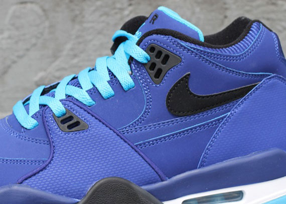 Nike Air Flight 89 “Dark Royal”