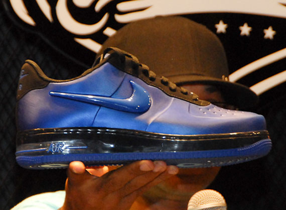 Nike Air Force 1 Foamposite Low “Royal”