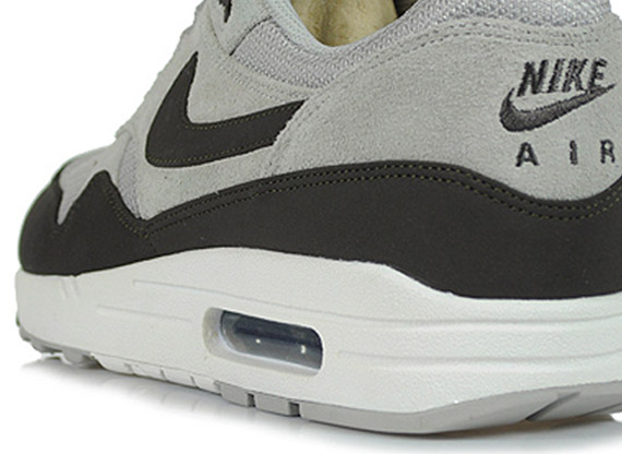 Nike Air Max 1 - Granite - Deep Smoke - Sail