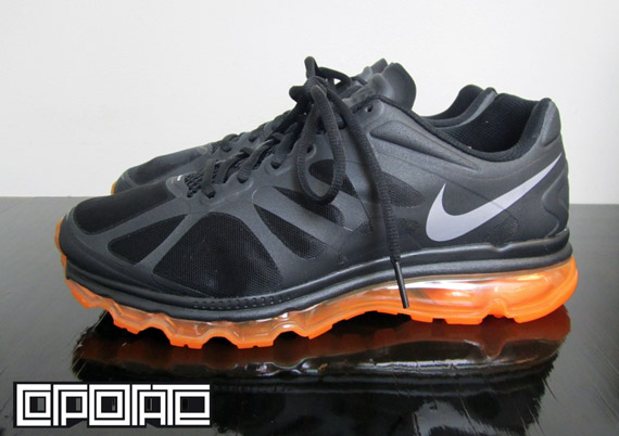 Nike Air Max 2012 Black Total Orange 2