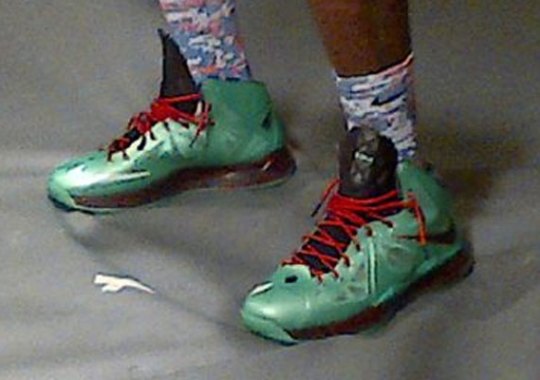 Nike LeBron X “Jade”