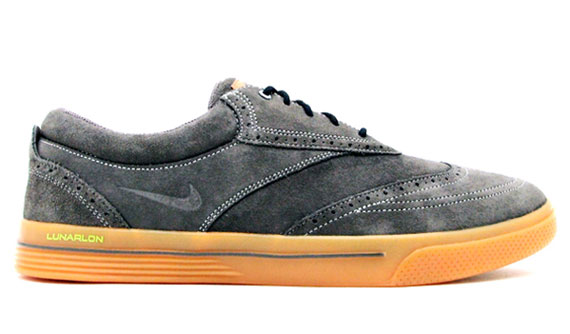 Nike Lunar Swingtip Suede 21