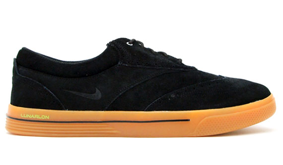 Nike Lunar Swingtip Suede 81