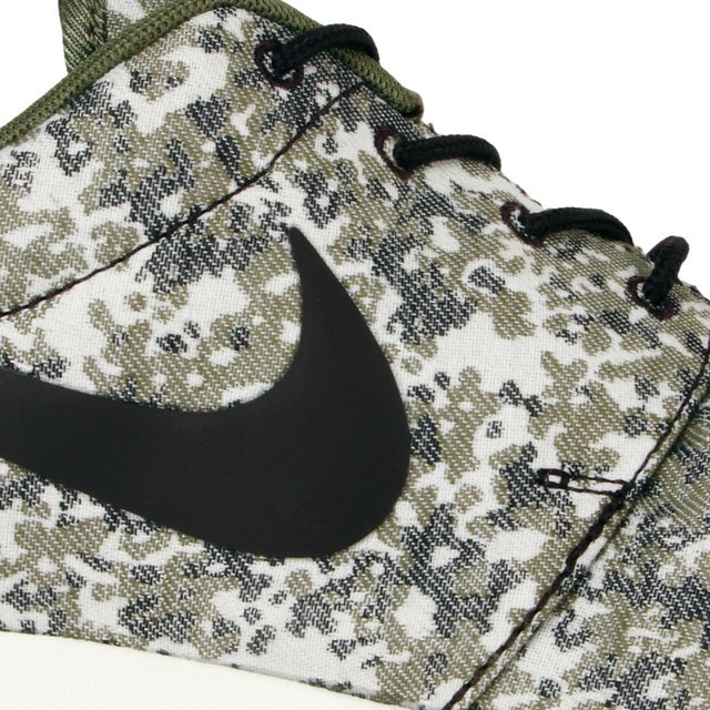 Nike Roshe Run Camo Available 02