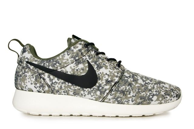 Nike Roshe Run Camo Available 06