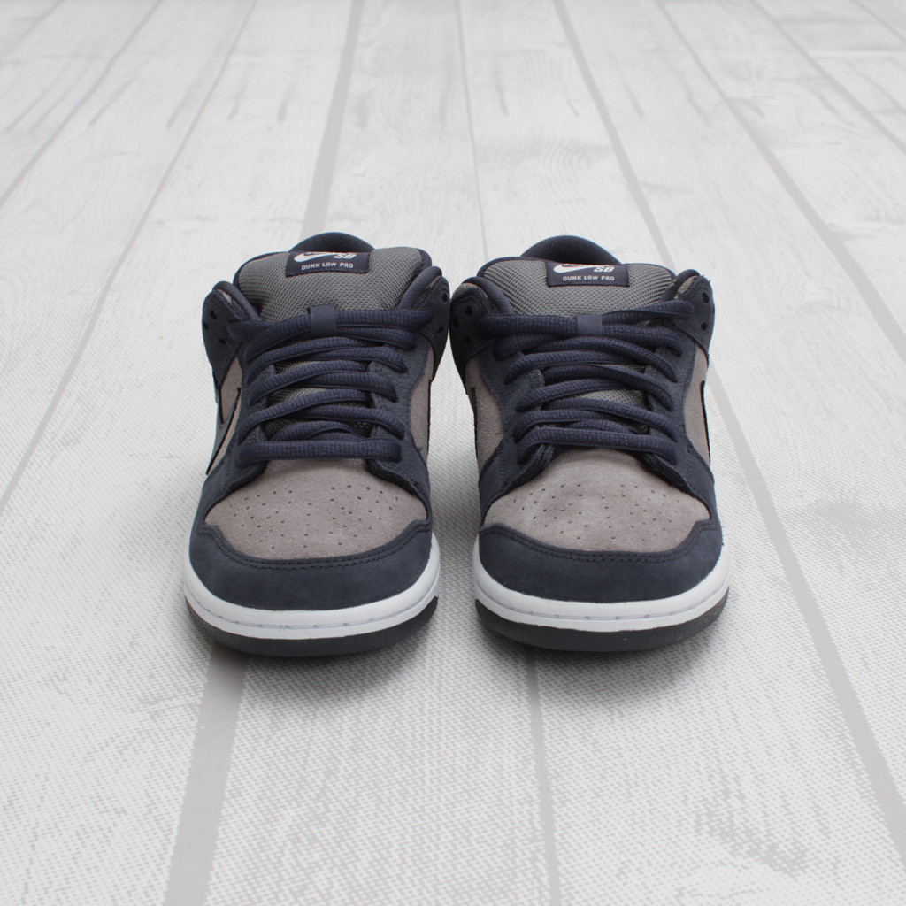 Nike Sb Dunk Low Pro Thunder Blue Cool Grey Available 3