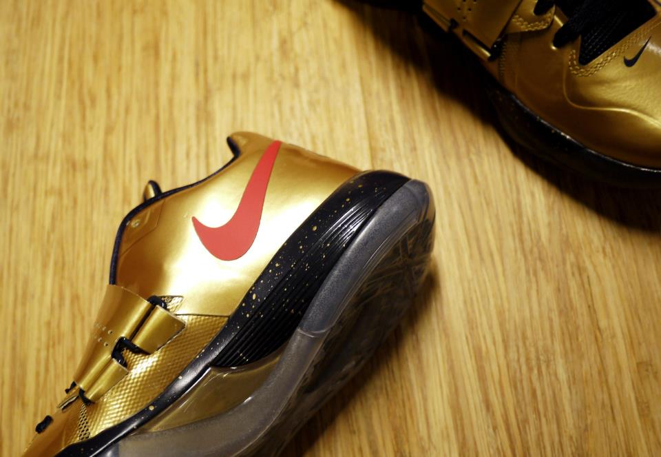 Nike Zoom Kd Iv Gold Medal United We Rise Packaging 05