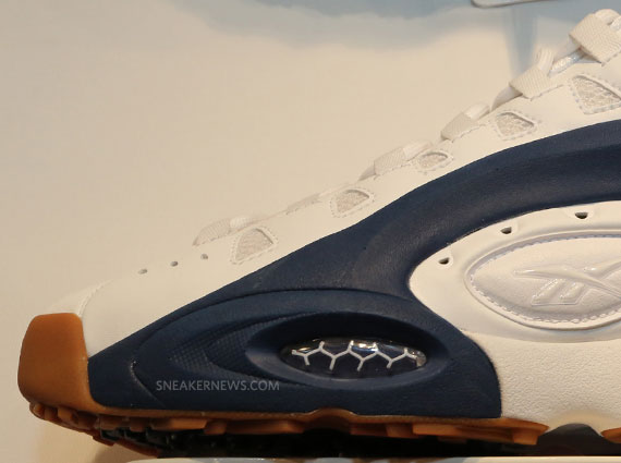 Reebok Es22 White Navy Gum 2