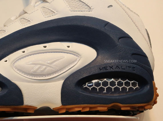 Reebok Es22 White Navy Gum 3