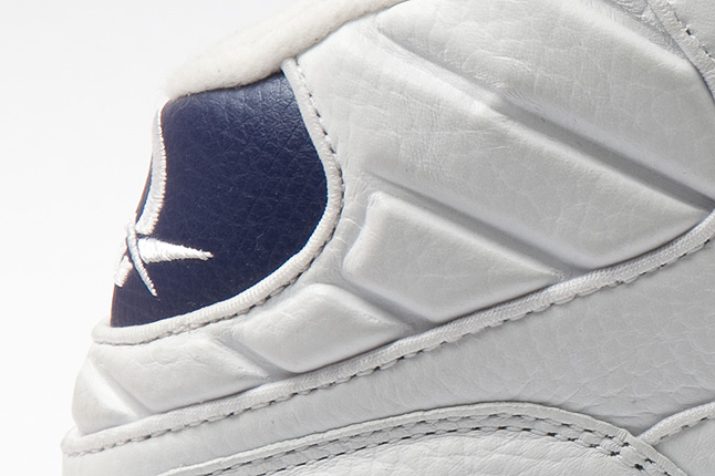 Reebok Question Mid Og White Blue 01