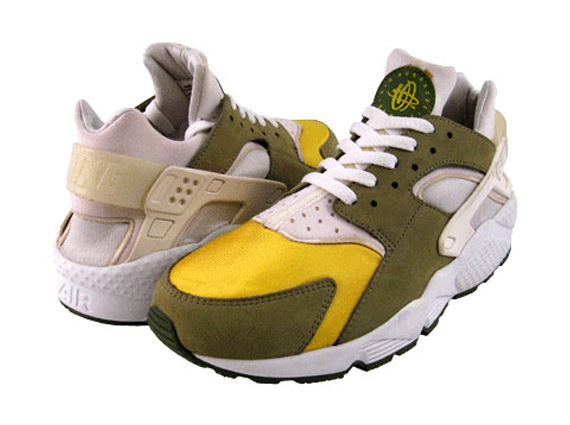 Stussy X Nike Air Huarache Le