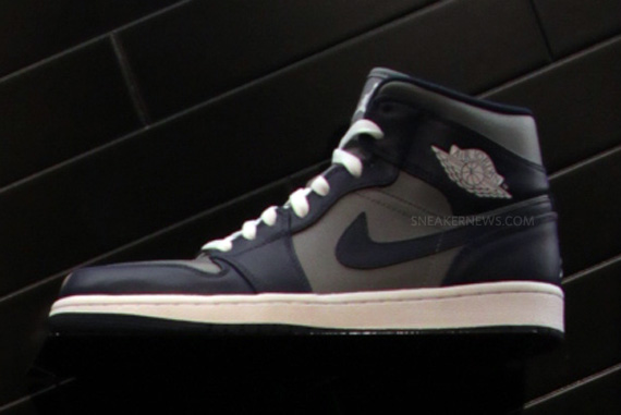 Air Jordan 1 Phat Georgetown 3