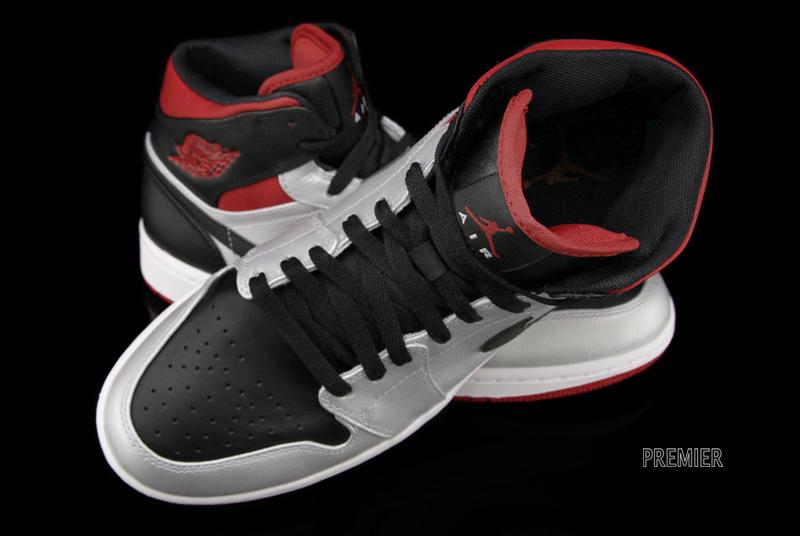 Air Jordan 1 Phat Johnny Kilroy 01