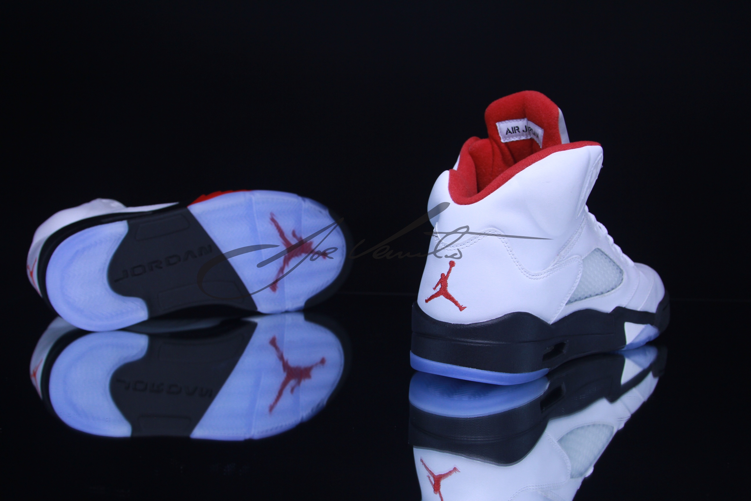 Air Jordan 5 White Black Fire Red New Images 4