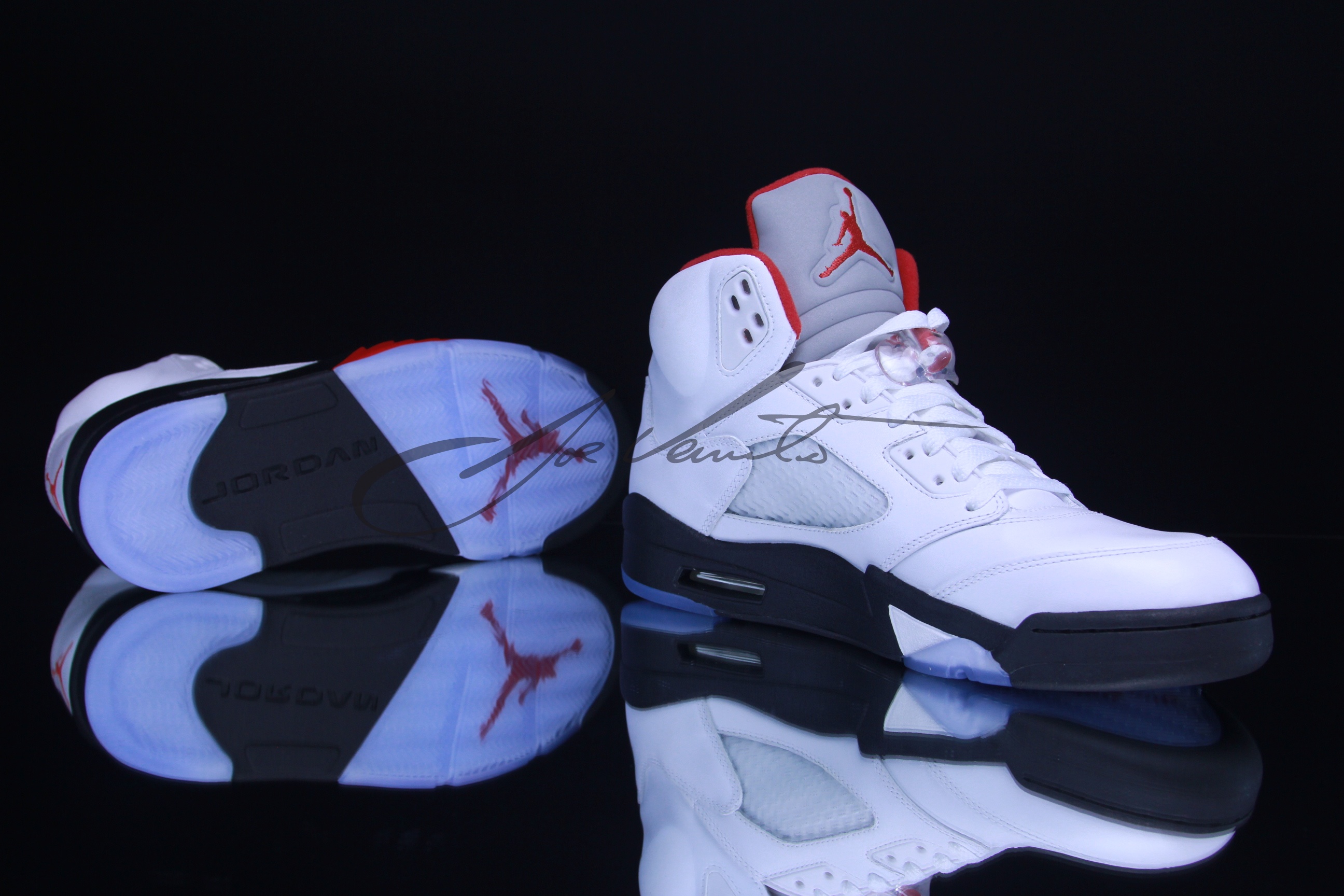 Air Jordan 5 White Black Fire Red New Images 5