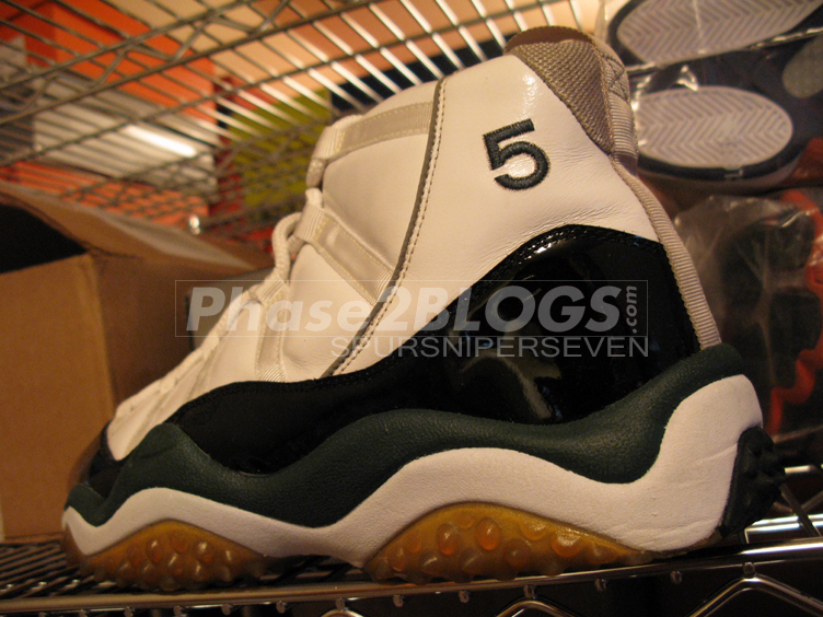 Air Jordan Xi Donovan Mcnabb Pe