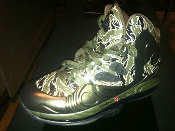 Camo Nike Air Max Hyperposite 1