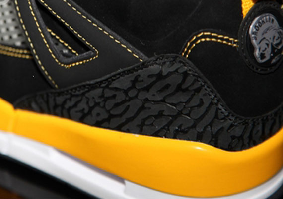 Jordan Spiz'ike - Black - University Gold - Dark Grey - White