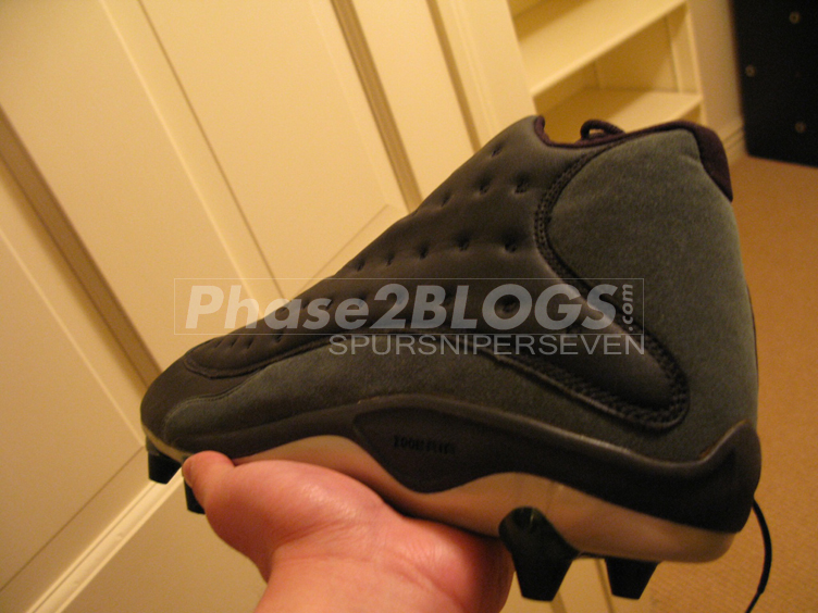 Jordan Xiii Cleats Pe Phase