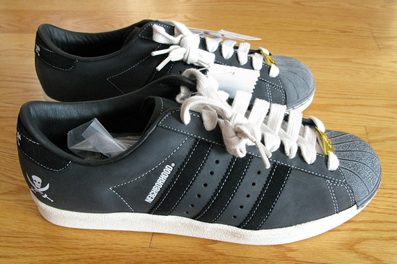 Nbhd Adidas Superstar 35