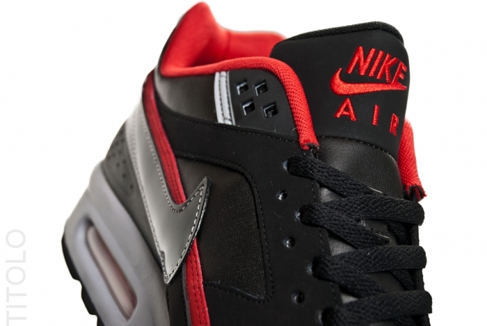 Nike Air Classic Bw Black Wolf Grey University Red 2