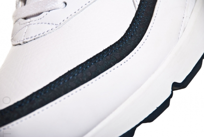Nike Air Classic Bw White Dark Obsidian Orange 3