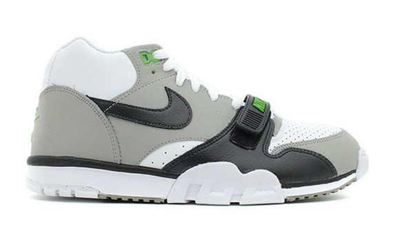 Nike Air Trainer 1 Mid Premium Chlorophyll 1