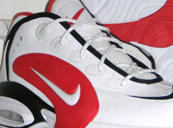 Nike Air Way Up - White - Black - University Red