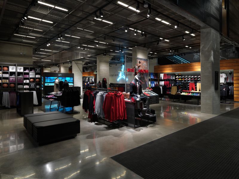 Nike Chicago Grand Re Opening 13