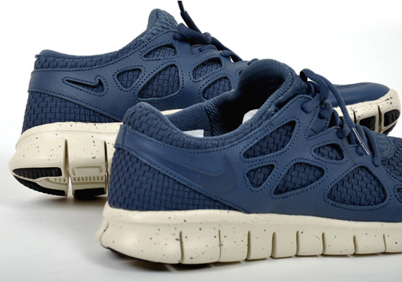 Nike Free Run 2 Woven Tz 5