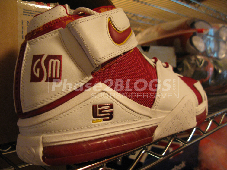 Nike Lebron Ii Gsm