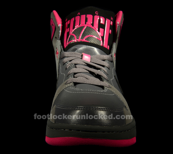 Nike Mach Force Mid Fireberry 2