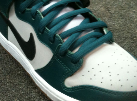 Nike Sb Dunk High Green White Gum