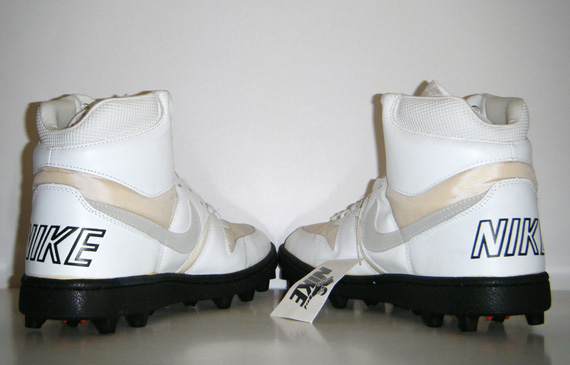 Nike Shark 1988 Football Cleats 10