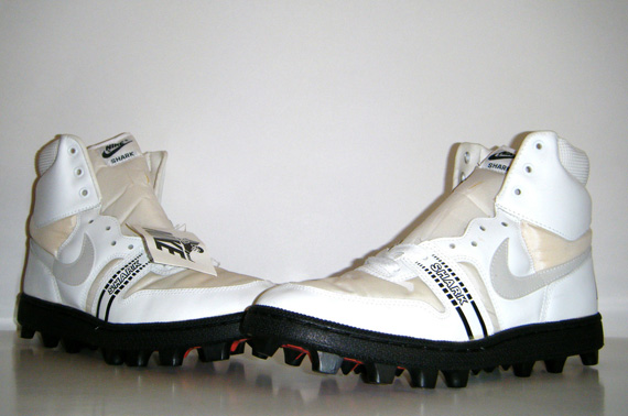 Nike Shark 1988 Football Cleats 9