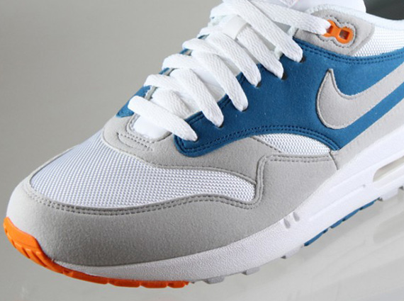 Nike WMNS Air Max 1 - White - Grey - Orange - Blue