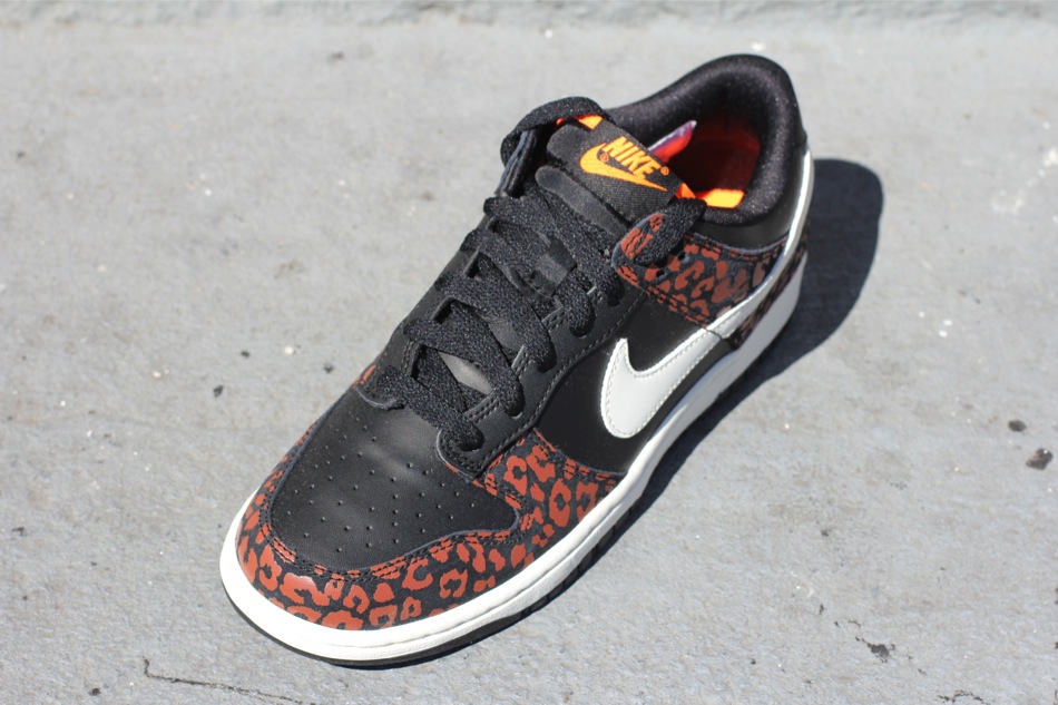 Nike Wmns Dunk Low Skinny 2