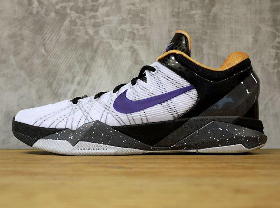 Nike Zoom Kobe Vii Lakers Grey Speckle 3