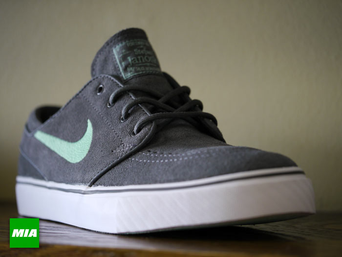 Nike Zoom Stefan Janoski Dark Grey Medium Mint 2