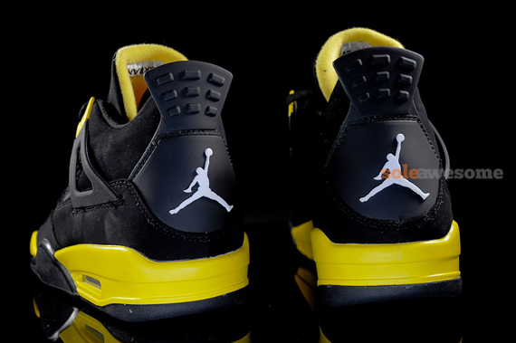 Thunder Jordan 4 6