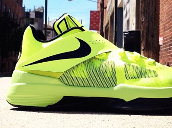 Nike Zoom KD IV - Volt - Black - Promo Sample