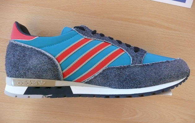 Adidas Originals Phantom Blue Red Gold 2