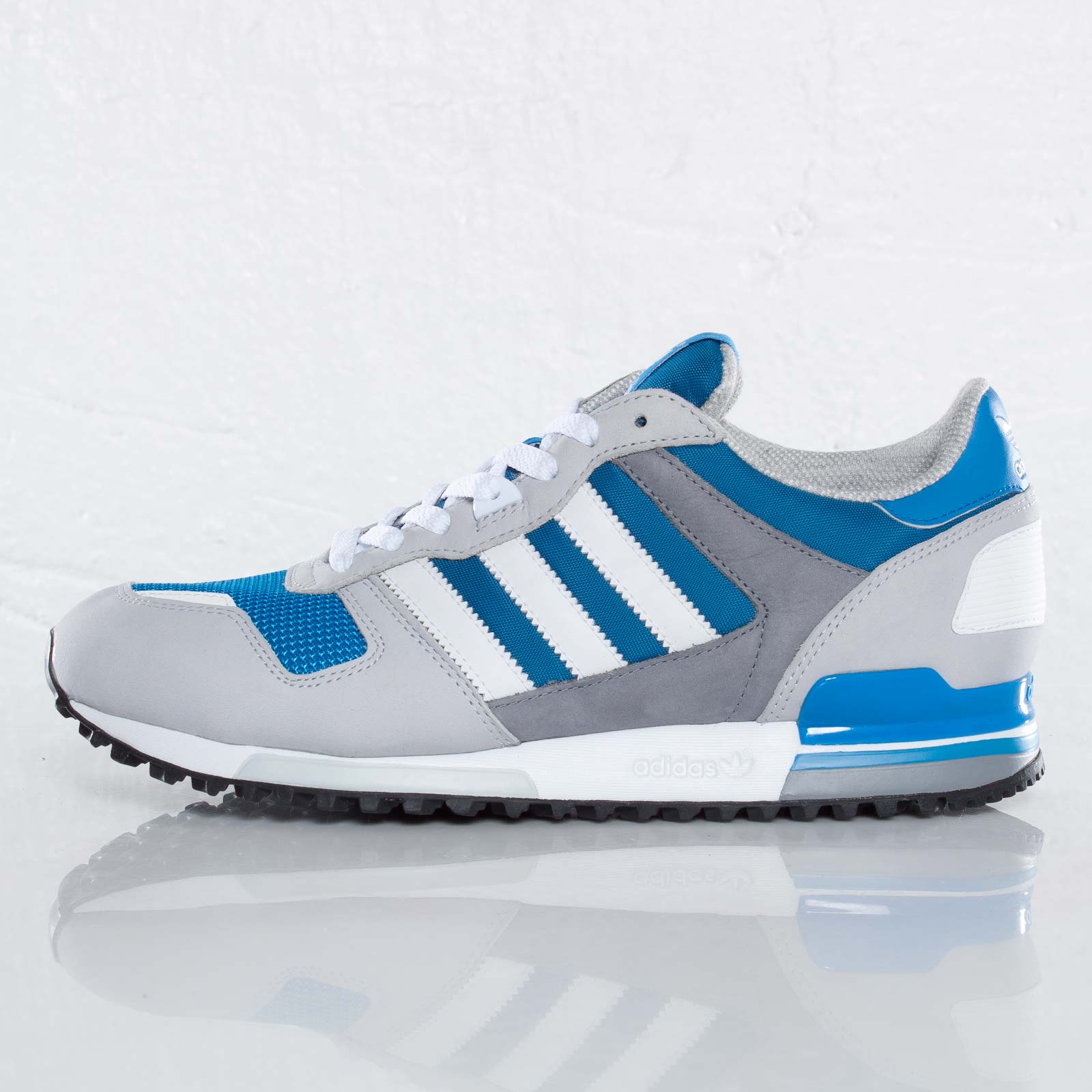 Adidas Originals Zx 700 Pool White Clear Grey 1